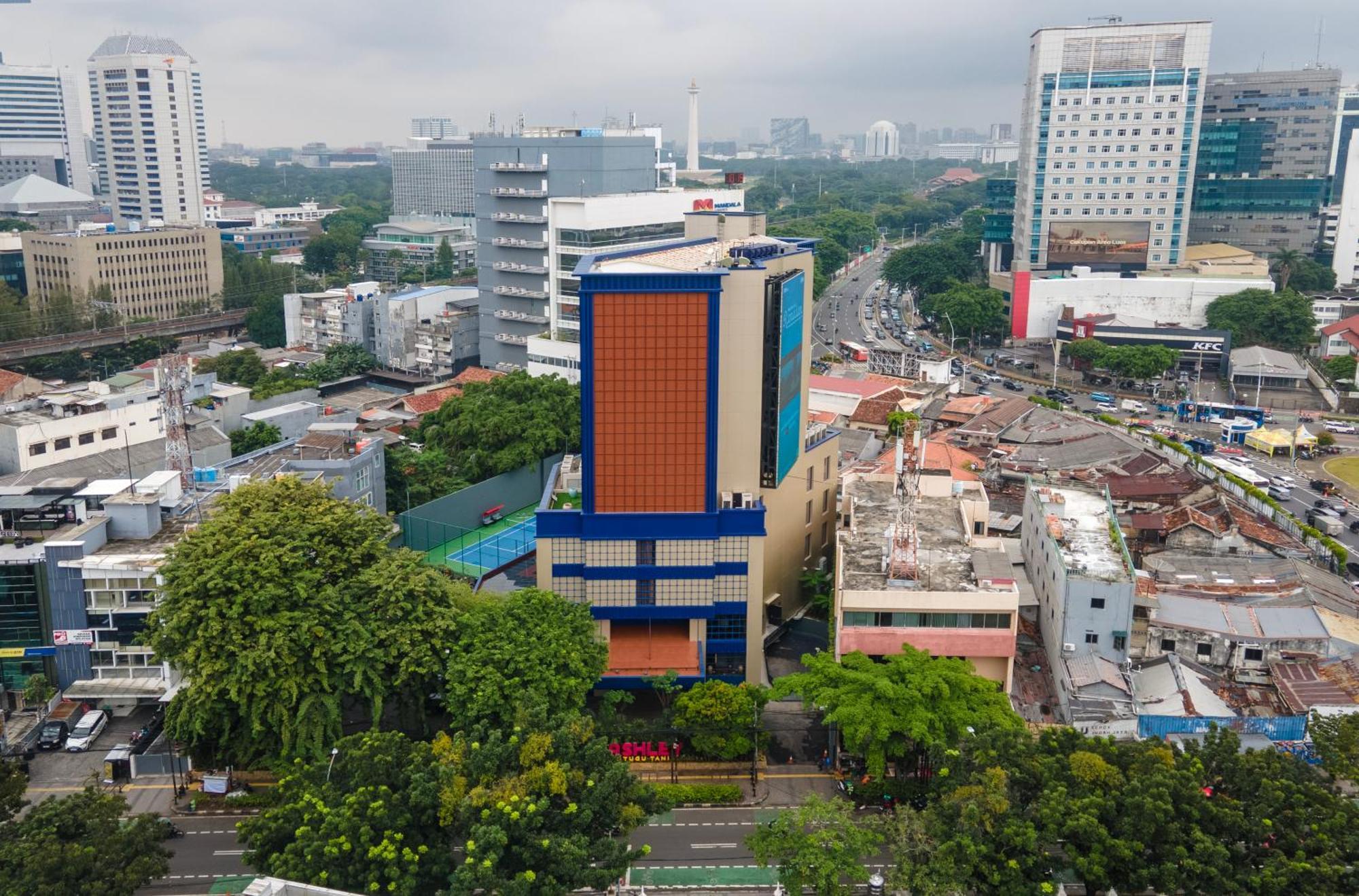 Ashley Tugu Tani Menteng جاكرتا المظهر الخارجي الصورة
